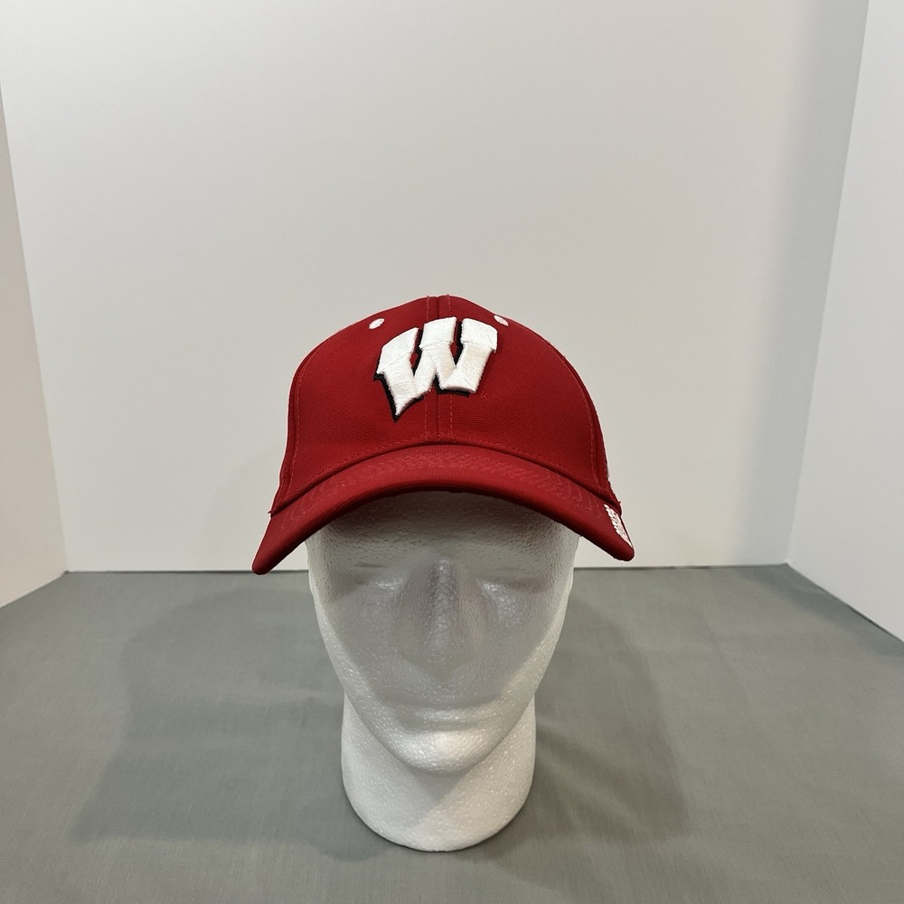 '47 Brand Wisconsin Badgers Hat Men One Size Red Collegiate Baseball Cap